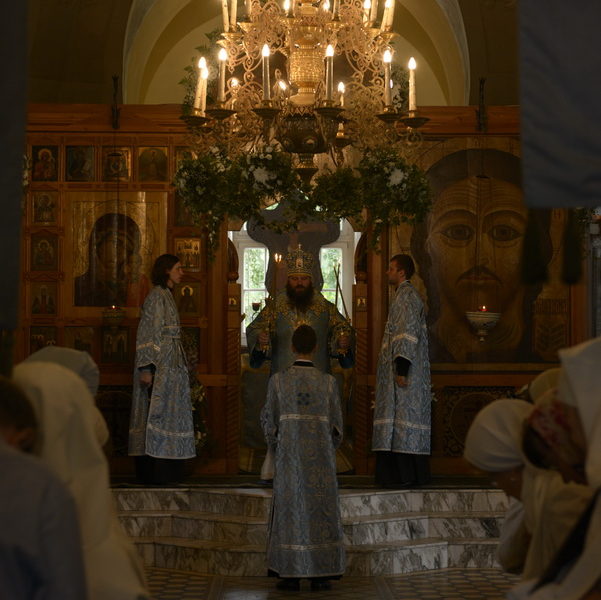 Храм Благовещения в Петровском парке